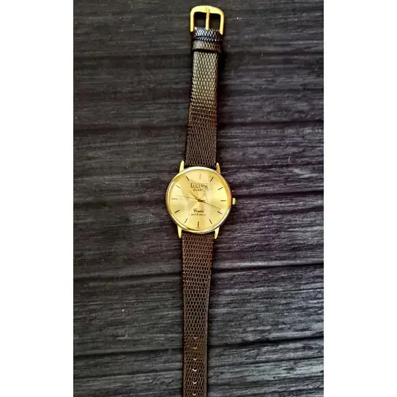 EXTREMELY Rare Vintage Lucerne Swiss Design Split Case Watch